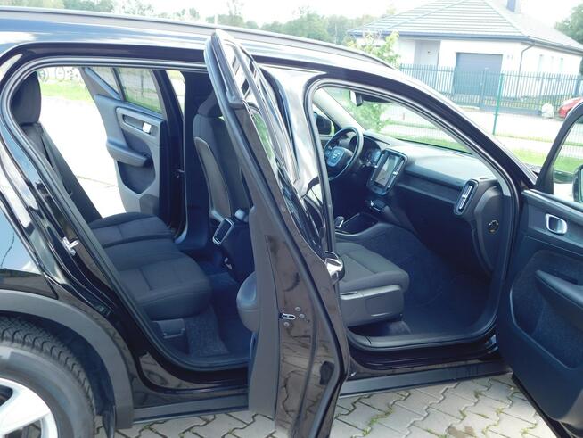 Volvo XC 40 z Gwarancją Bezwypadkowy 100% Żyrardów - zdjęcie 10