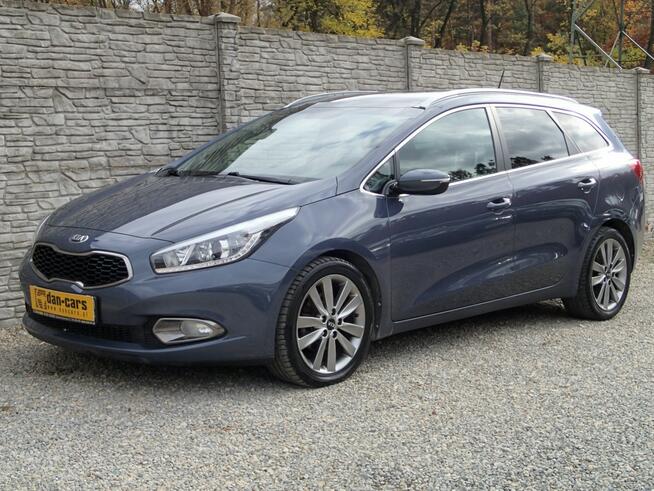 Kia Cee&#039;d 1.6 CRDi 128KM Premium Panorama Skóra LED Dąbrowa Górnicza - zdjęcie 1