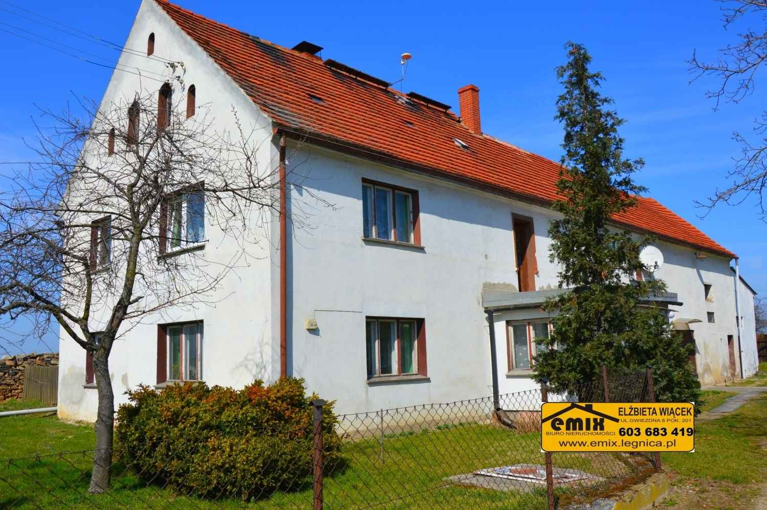 Dom w Niedaszowie k. Jawora, działka 2692m2, dwa garaże, dojazd asfalt Jawor - zdjęcie 1