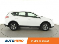 Toyota RAV-4 HEV klima auto kamera i czujniki parkowania hak Warszawa - zdjęcie 9