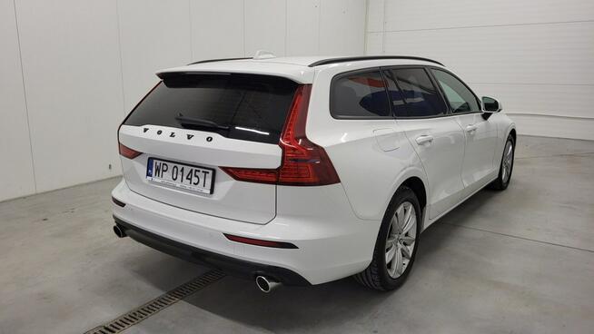 Volvo V60 B3 B Momentum Core aut Grójec - zdjęcie 6