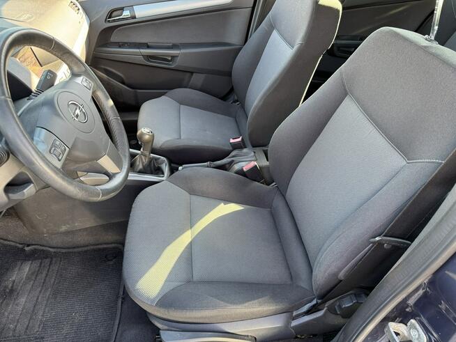 Opel Astra H Zadbany Samochód ! Bez rdzy w Oryginale Jeździ Świetnie Szerominek - zdjęcie 7