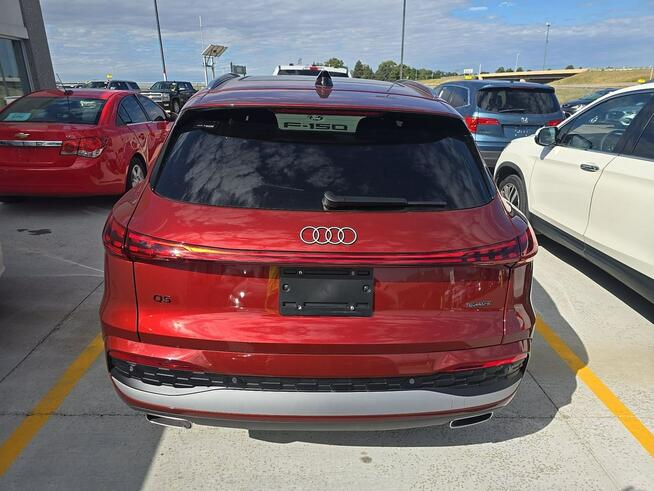 Audi Q5 Bogata wersja wyposażenia / Quattro / niski przebieg Chwaszczyno - zdjęcie 5