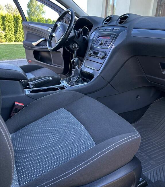 Sprzedam Ford Mondeo MK4 2,0TDI Dębe Wielkie - zdjęcie 9