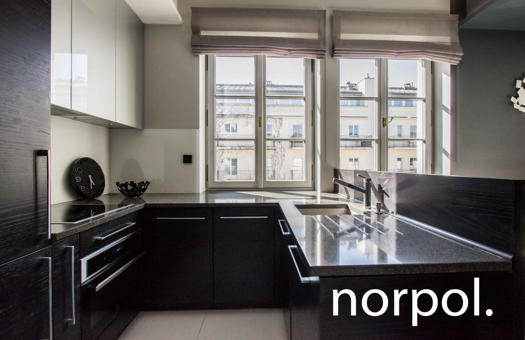 Angel Wawel, Sukiennicza, 4 pokoje, basen, garaż, siłownia, ochrona Kraków - zdjęcie 6