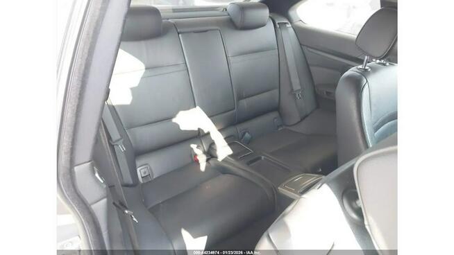 BMW Seria 3 / Wersja IS / M-Pakiet / niski przebieg / Tarnów - zdjęcie 12
