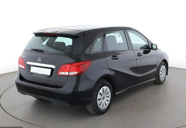 Mercedes B 180 Rok gwarancji  serwis ASO stan wzorowy Kraków - zdjęcie 8