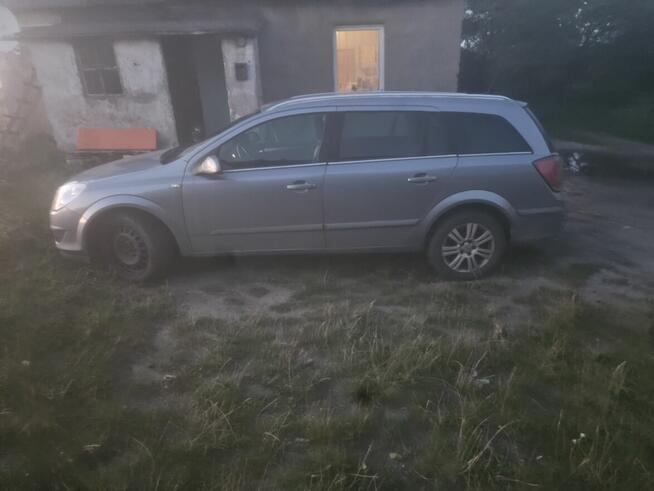 Opel Astra 2009 – sprzedaż od syndyka – Toruń – cena od 4 65 Toruń - zdjęcie 3