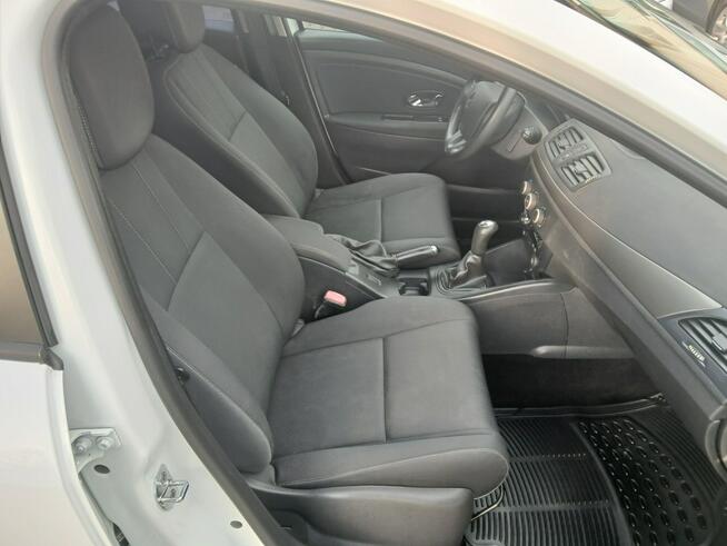 Renault Megane 1.6i alufelgi klimatyzacja startstop stan BDB 5 drzwi Gryfino - zdjęcie 12