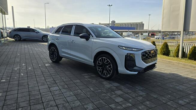 Audi Q3 TFSI quattro 265KM S tronic Radom - zdjęcie 6