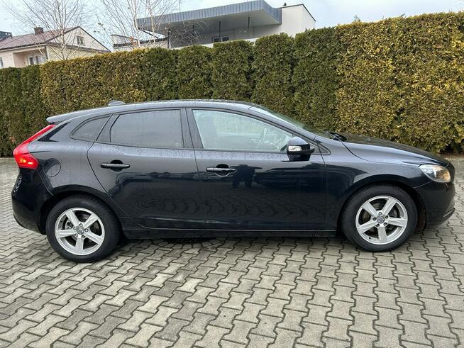 Volvo V40 D2 virtual cockpit, zadbany Tarnów - zdjęcie 3