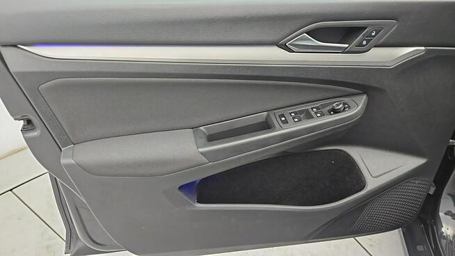 Volkswagen Golf VIII 2.0 TDI Life ! Z Polskiego Salonu ! Faktura VAT ! Warszawa - zdjęcie 10