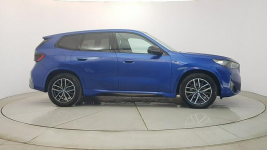 BMW iX1 eDrive20 66.5kWh M Sport! Z Polskiego Salonu! Faktura VAT! Warszawa - zdjęcie 8