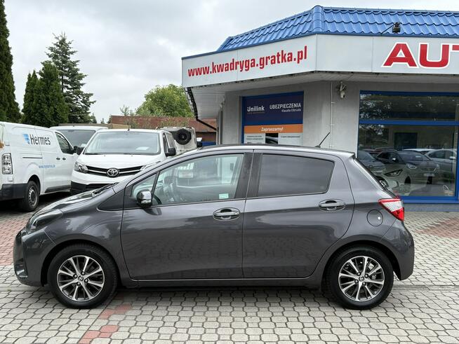 Toyota Yaris 1.5 Automat, Krajowy , Niski Przebieg ,Gwarancja Tarnowskie Góry - zdjęcie 9