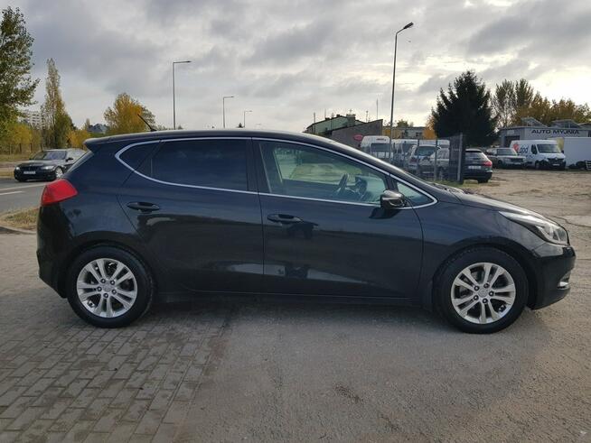 Kia Cee'd 1,6 CRDi Klimatronik Zarejestrowany Gwarancja Włocławek - zdjęcie 4