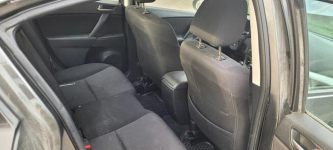 Mazda 3 sedan 1,6 D Runowo Krajeńskie - zdjęcie 3