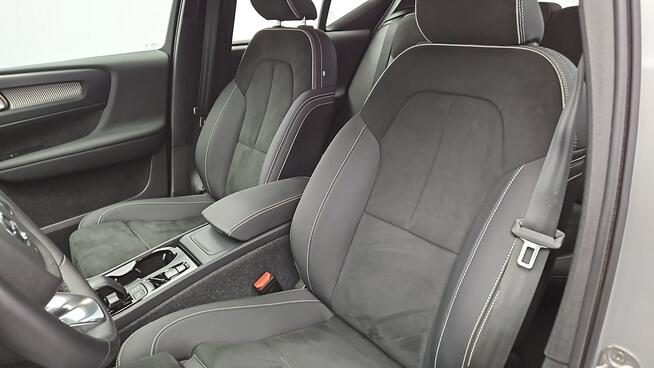 Volvo XC 40 B3 Ultimate Dark aut ! Z Polskiego Salonu ! Faktura Vat ! Warszawa - zdjęcie 11
