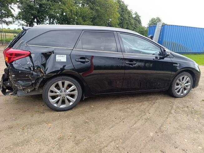 Toyota Auris 1.8 Hybrid Pleszew - zdjęcie 6