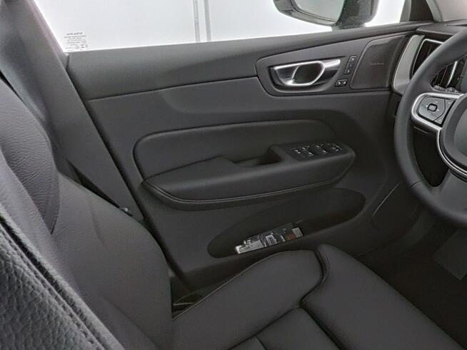 Volvo XC 60 B5(B) AWD Ultra Dark Tychy - zdjęcie 12