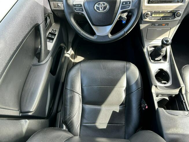 Toyota Avensis Nowe Iganie - zdjęcie 11