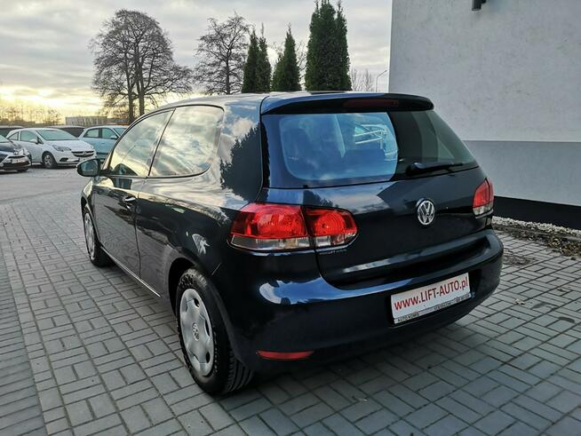 Volkswagen Golf 1.4 MPI 80KM Klimatyacja Webasto Isofix  Gwarancja Strzegom - zdjęcie 8