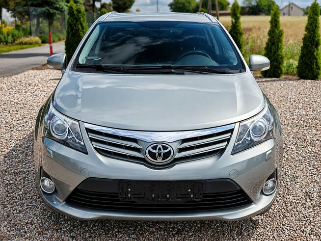 Toyota Avensis Sadlno - zdjęcie 2