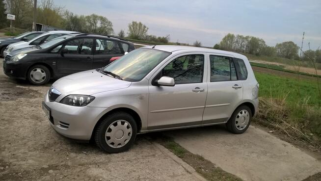 Mazda 2 1.4 Active 2007 · 185469km · 1 388 cm3 · Benzyna Zastów - zdjęcie 3