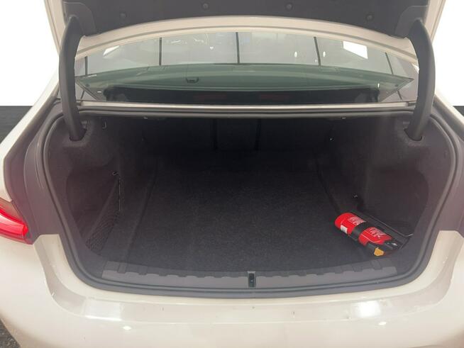 BMW Seria 3 318d mHEV aut Sedan Warszawa - zdjęcie 11