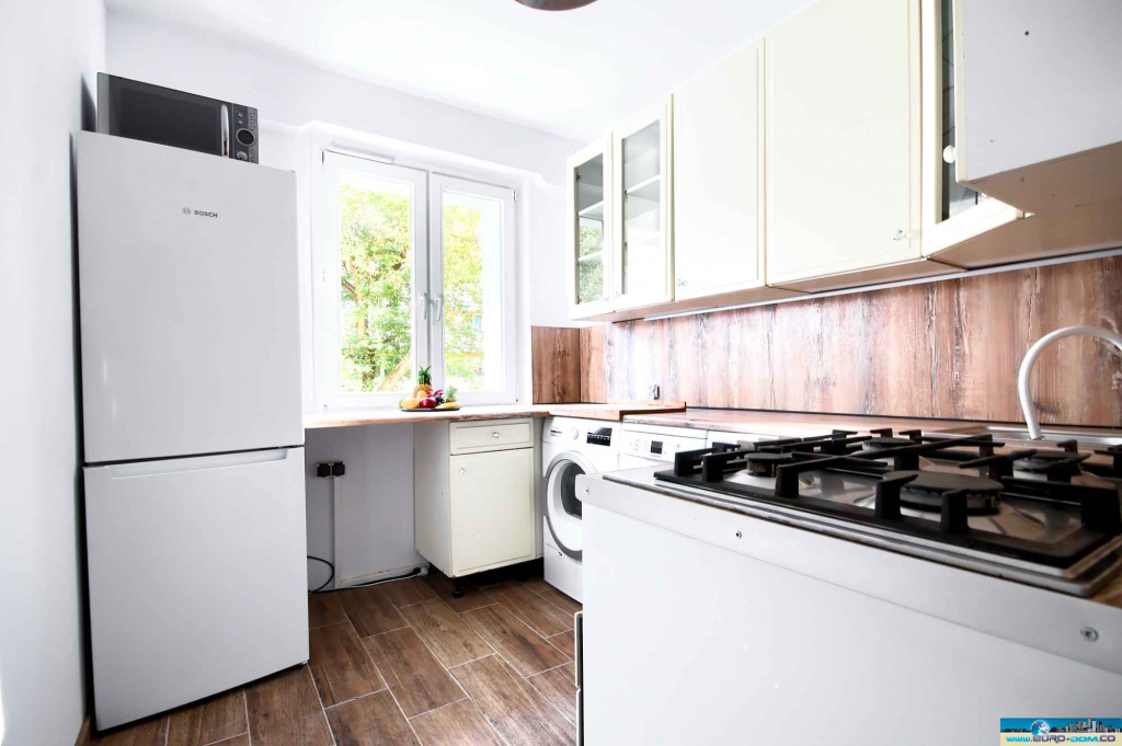 Przestronne 3 pokojowe mieszkanie Nowe Miasto - zdjęcie 7