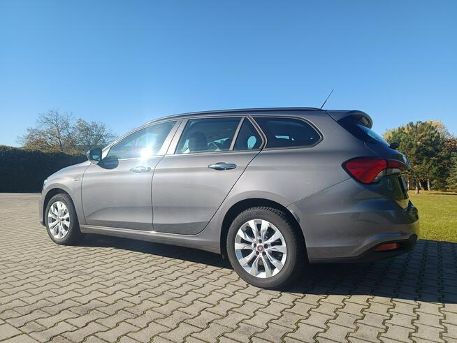 Fiat Tipo SW 1.4 95KM POP, serwisowany, niski przebieg Nowy Sącz - zdjęcie 3