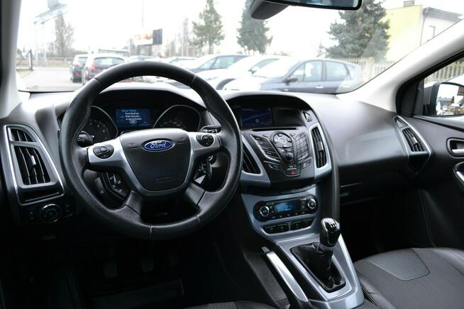 Piękny Ford Focus*Asysten Park*keylless  1.6 125KM Częstochowa - zdjęcie 7