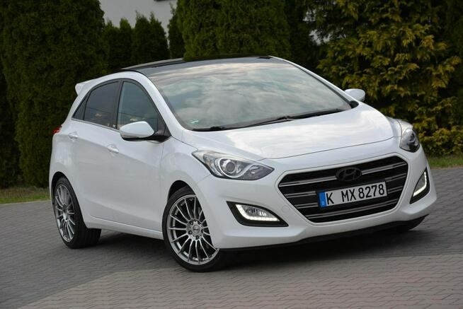Hyundai i30 Lift Panorama Navi Kamera  Klimatronic Ledy Parktronic aso Ostrów Mazowiecka - zdjęcie 9
