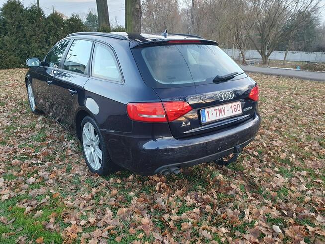 Audi A4 2.0tdi 2009r B8 Duża Navi Alu18 Strobice - zdjęcie 4