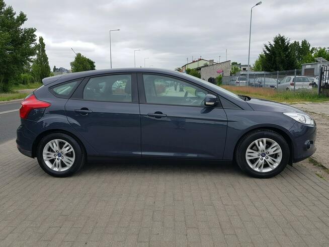 Ford Focus 1,6 Benzyna Klimatronik Gwarancja Włocławek - zdjęcie 4