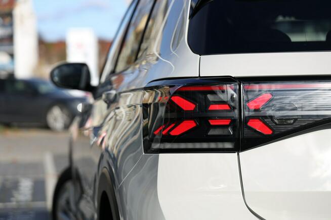 Volkswagen T-Cross 1,0 TSI LIFE Tychy - zdjęcie 8