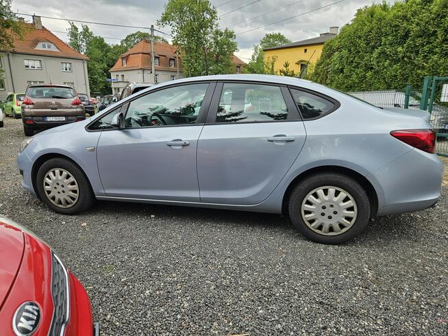Opel Astra Ruda Śląska - zdjęcie 8