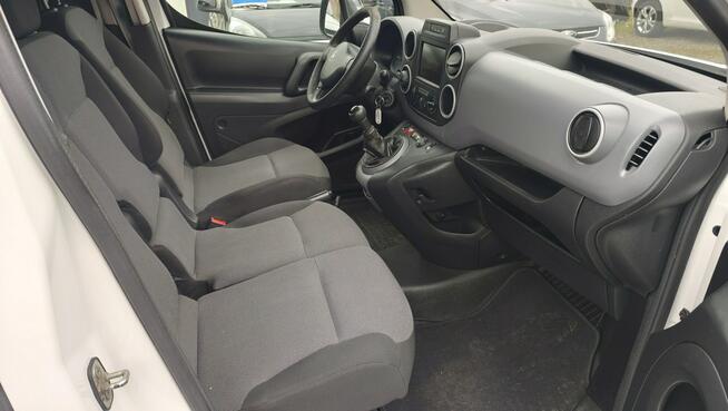 Peugeot Partner 1,6 HDI 99KM/3 miejscowy/Parktronik/tempomat Szczecin - zdjęcie 11