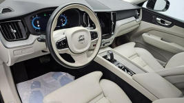 Volvo XC 60 B4 D Plus Bright aut  ! Z Polskiego Salonu ! Faktura Vat ! Warszawa - zdjęcie 9