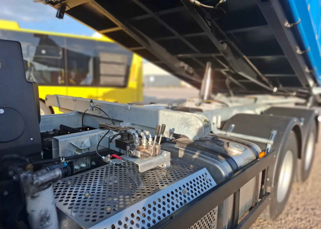 Wywrotka 6x4 - Kamaz 6x4 Cummins + ZF, 3 lata gwarancji! Głogoczów - zdjęcie 3