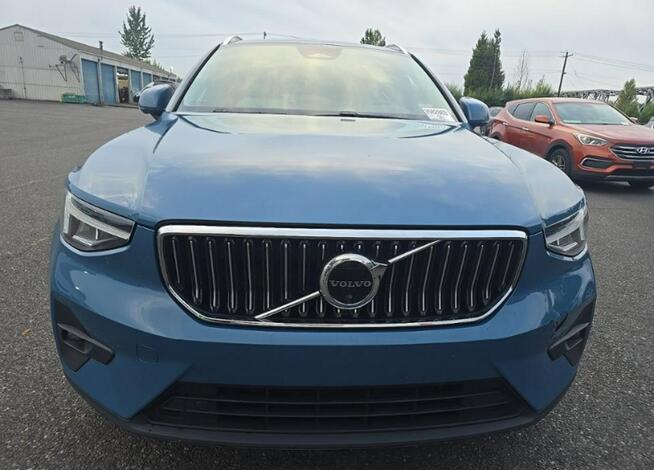 Volvo XC 40 Bogata wersja wyposażenia / AWD / B5/ niski przebieg Chwaszczyno - zdjęcie 2