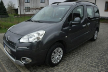 Peugeot Partner 1.6HDI 2013r/ Klima/ Led/ Hak/ 5-Osobowy/ Sprowadzony Majdan Sieniawski - zdjęcie 3