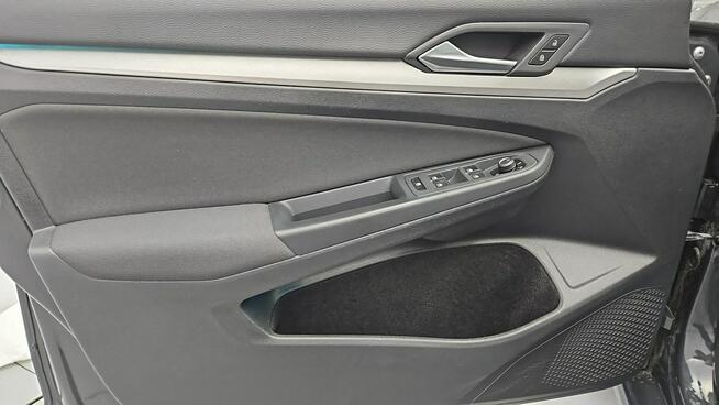 Volkswagen Golf VIII 2.0 TDI Life ! Z Polskiego Salonu ! Faktura VAT ! Warszawa - zdjęcie 10