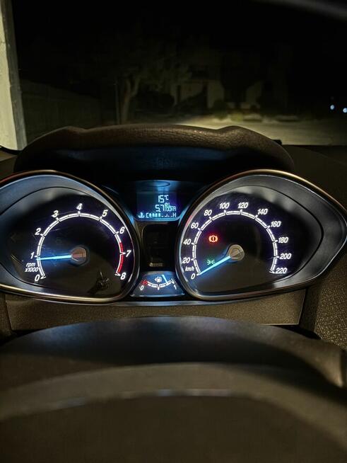 Ford Fiesta Mk 7 Róża - zdjęcie 11