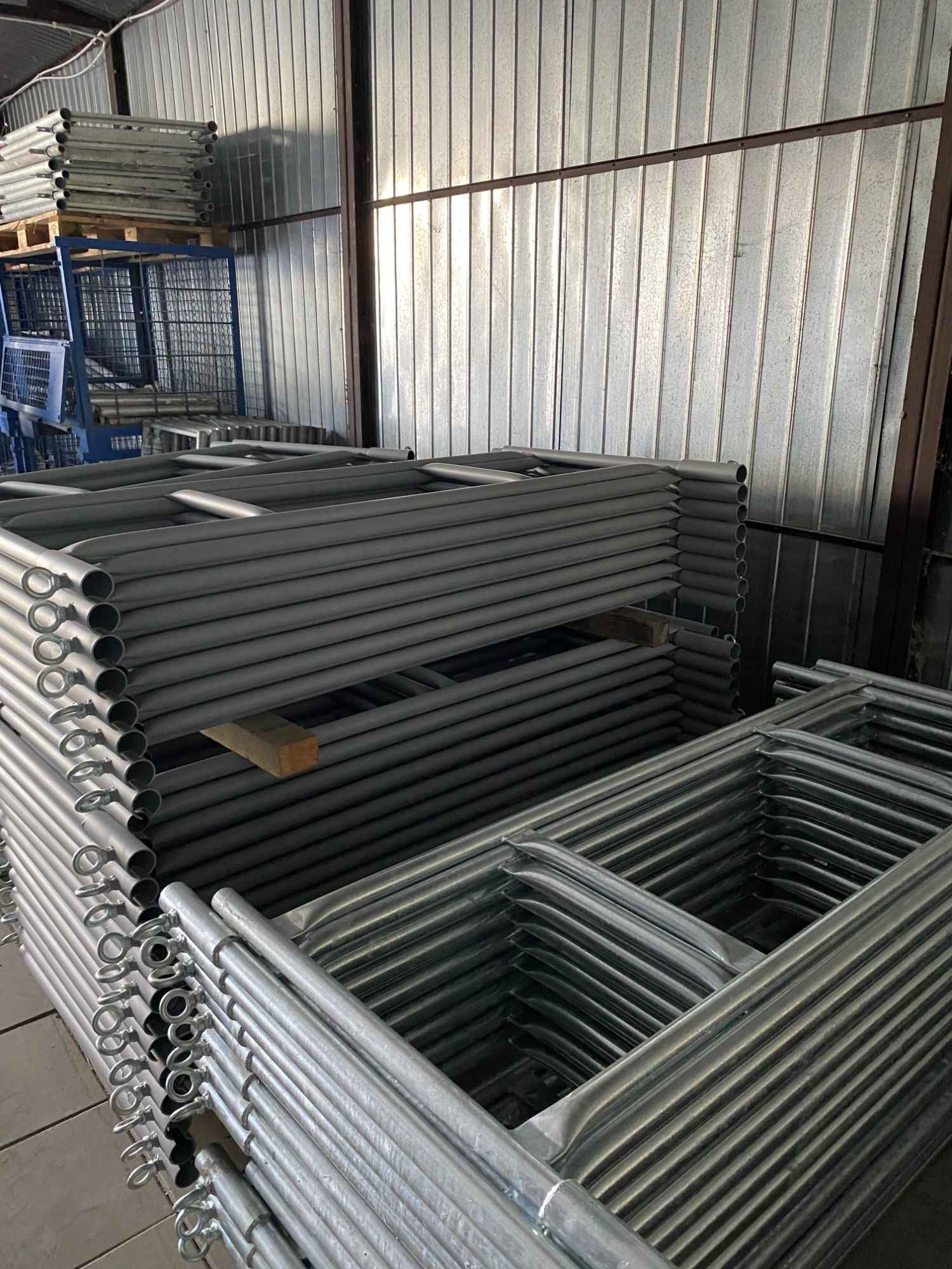 Rusztowanie Warszawskie , nowe , malowane (Producent) Kolbuszowa - zdjęcie 2