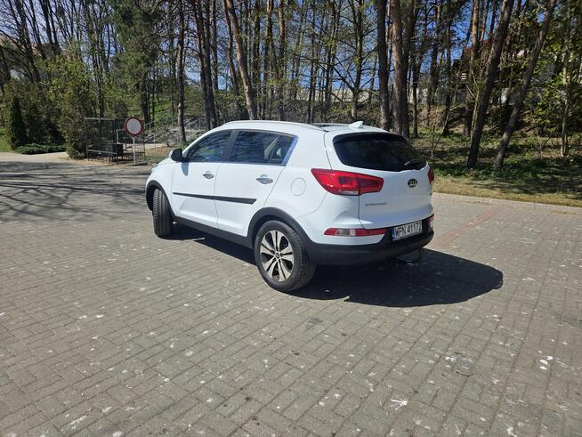 Kia Sportage 2015r Benzyna 135 KM Alu Navi z GWARANCJĄ Kadłubówka - zdjęcie 4