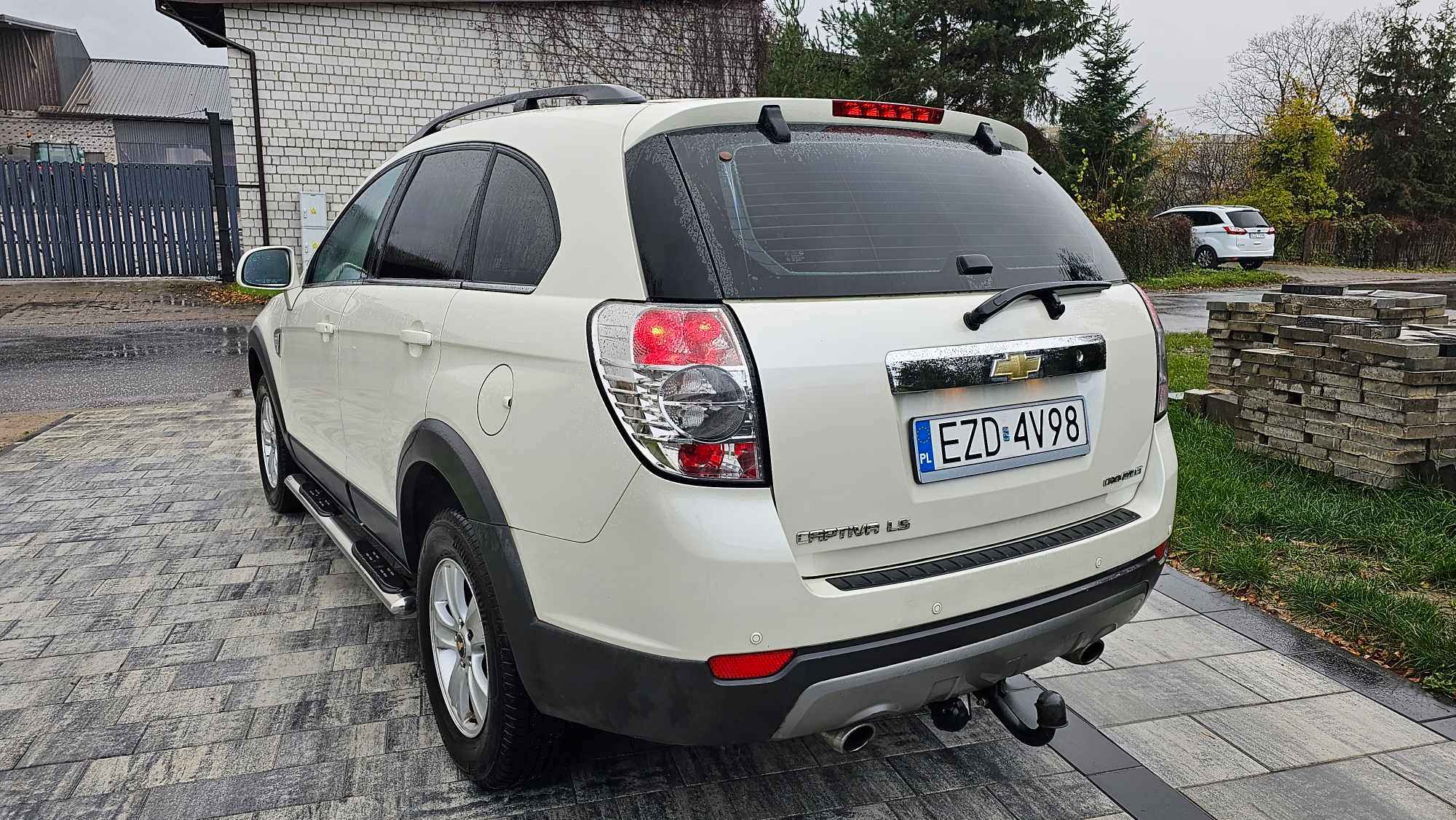 Chevrolet Captiva 2010r 2.0 Diesel Szadek - zdjęcie 4