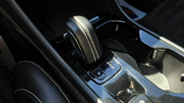 Volvo XC 40 biała perła  R design Lębork - zdjęcie 11