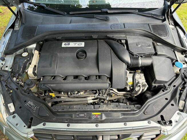 Sprzedam Volvo XC 60 3.0 T6 z LPG 2012 rok prod. Krosno - zdjęcie 6