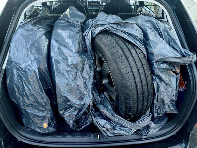 Škoda Octavia 2010*1.6TDI*2kpl kół*Tani/Sprawny Bibice - zdjęcie 6