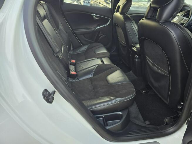 Volvo V40 2.0 5 cylindrów.Automat.Nowy Rozrząd.Skóra/Alkantara.Alu17 Sosnowiec - zdjęcie 12